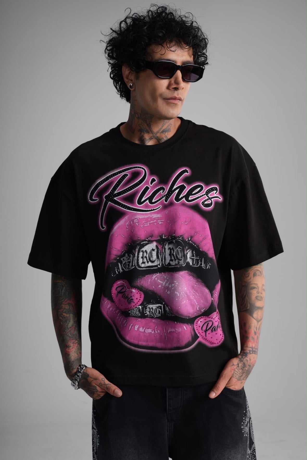 NEW T-shirt 37