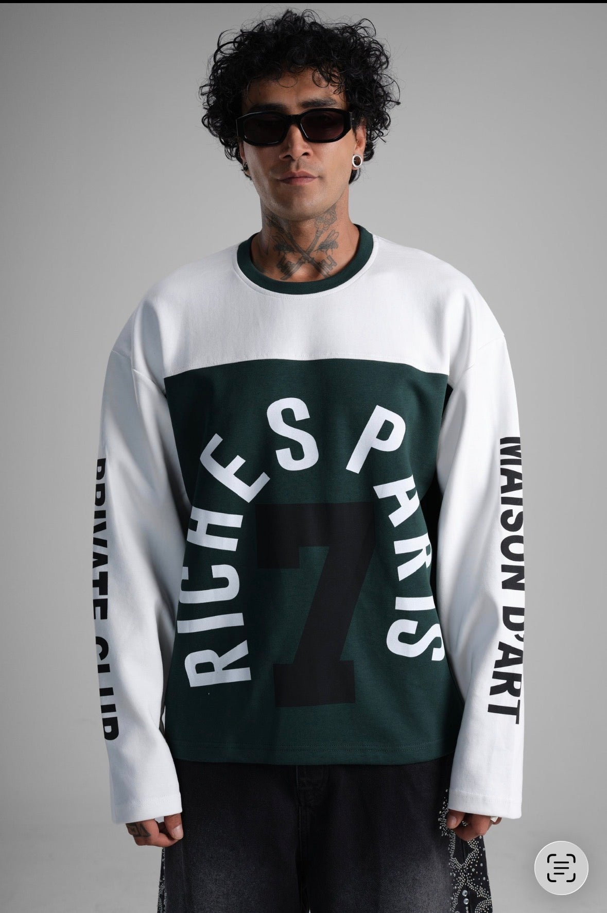 NEW T-shirt 43