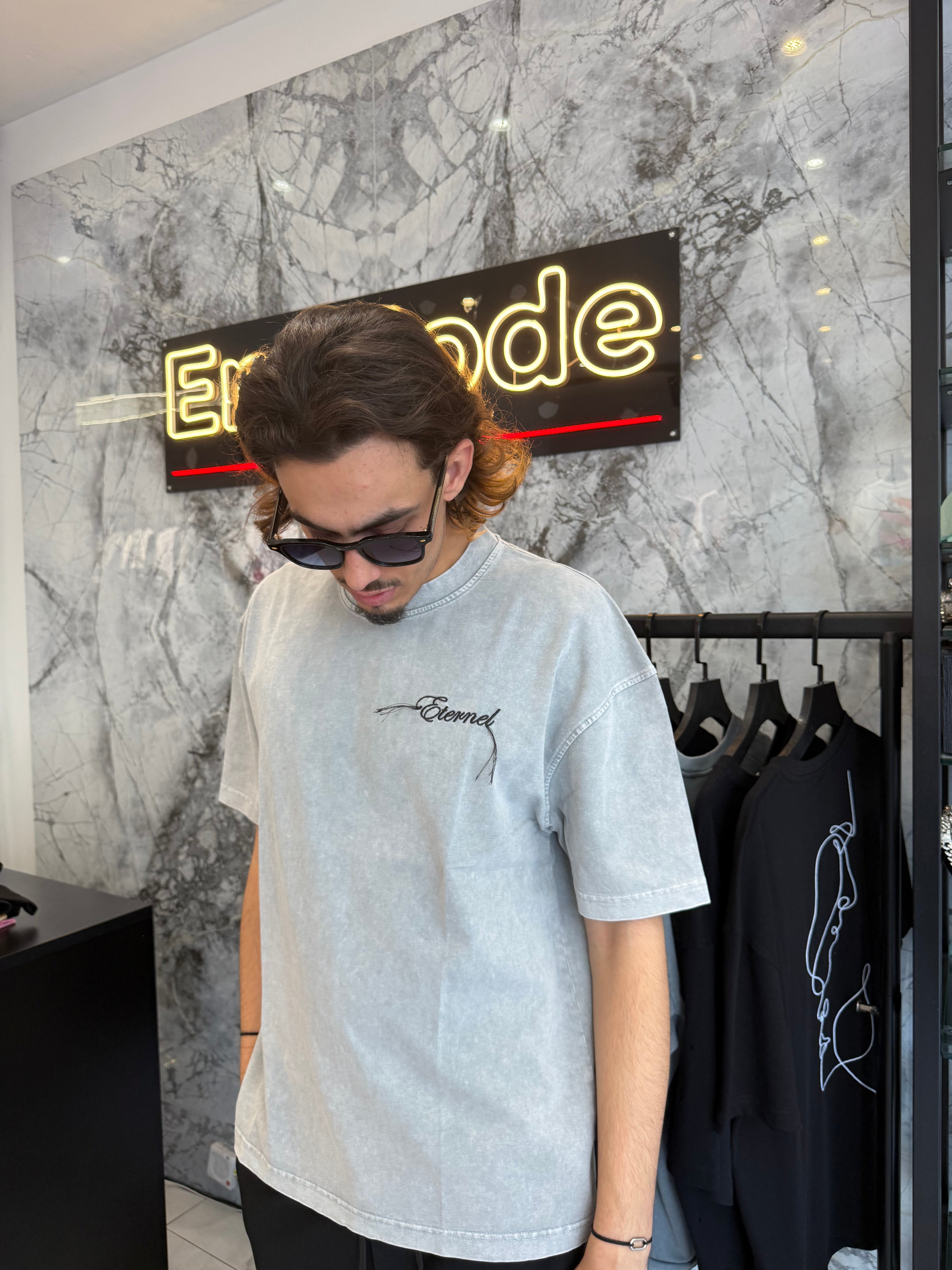 T shirt Éternel Gris Delaver