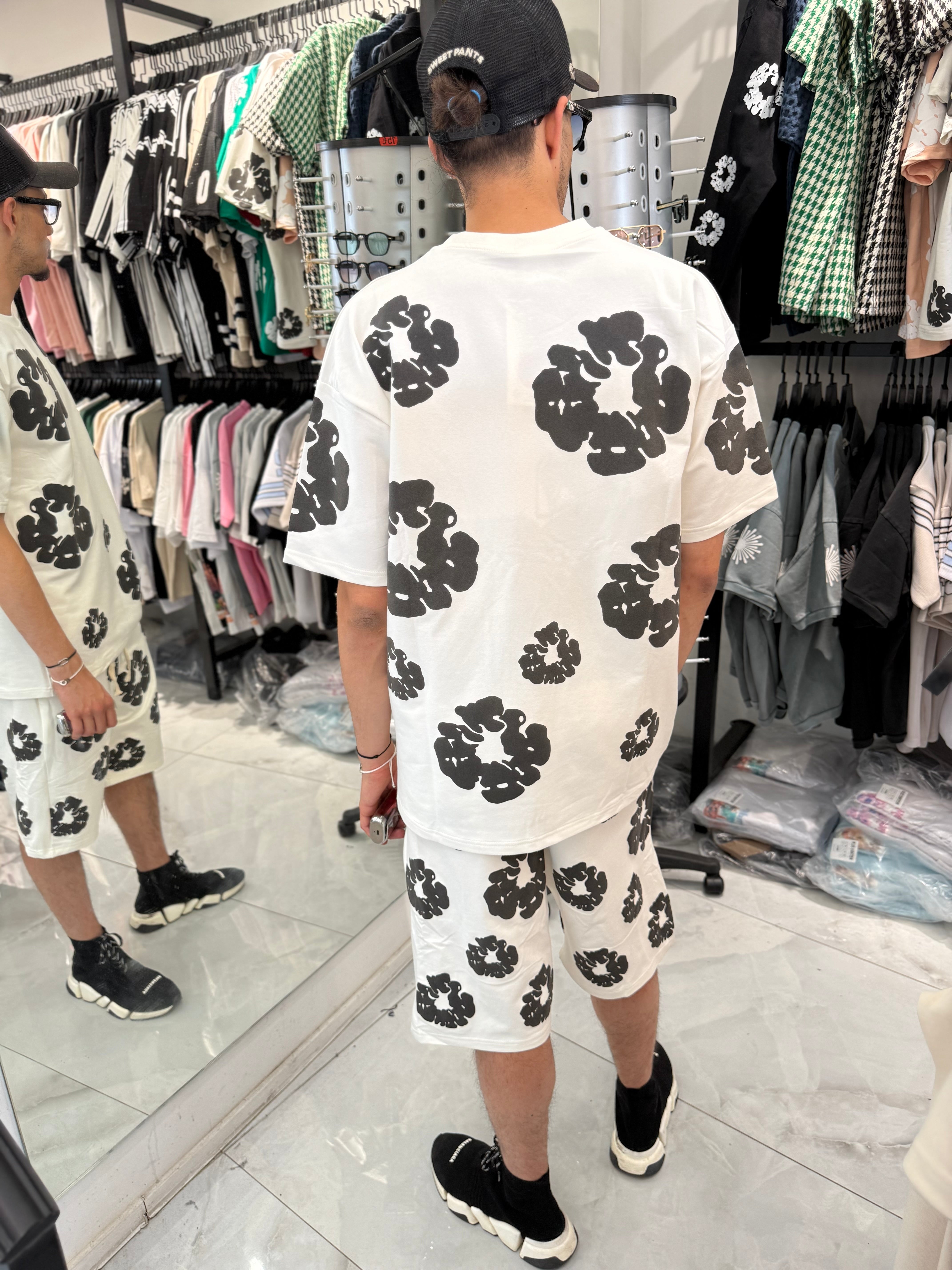 Ensemble Your Flower White