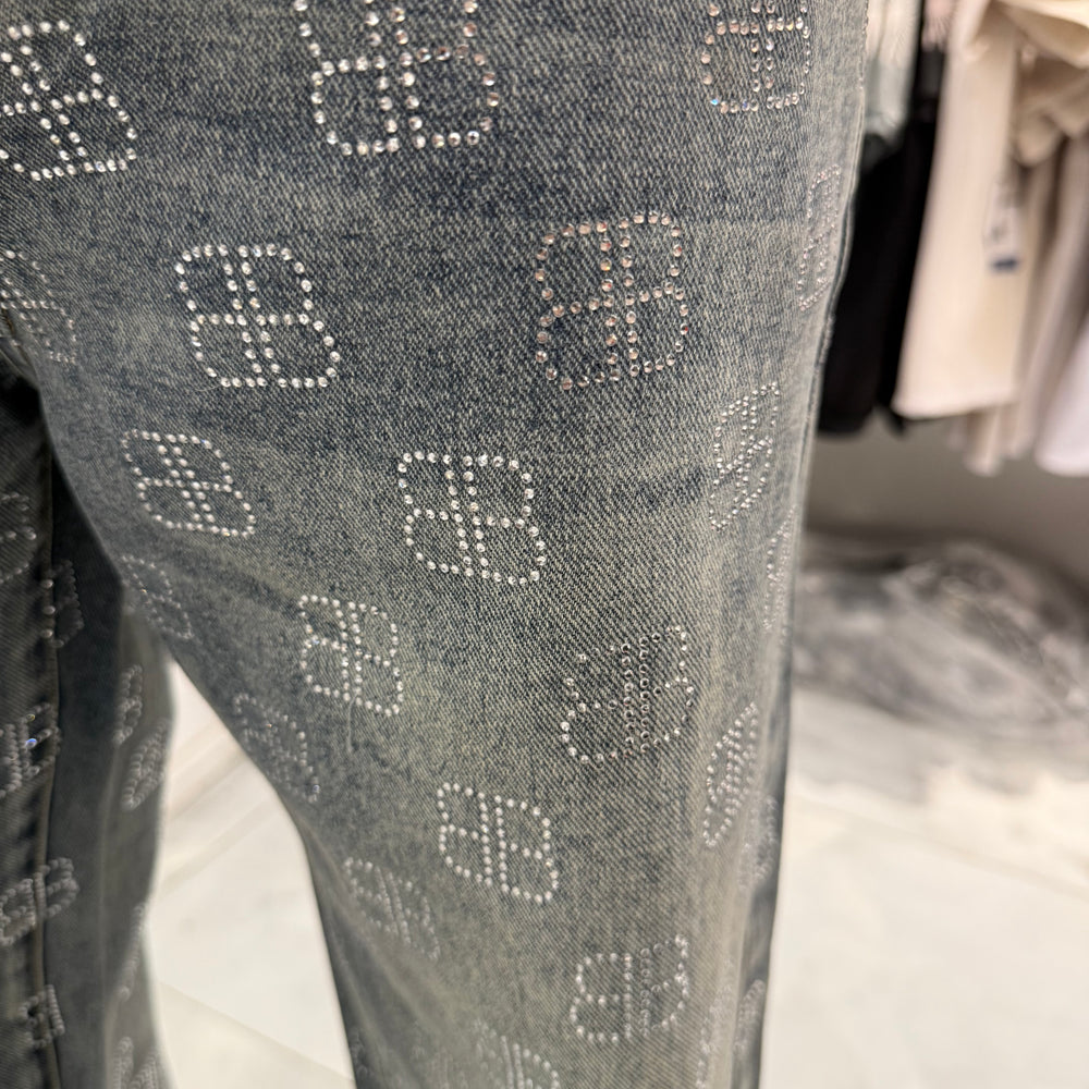 
                  
                    Jean BB Strass Baggy
                  
                