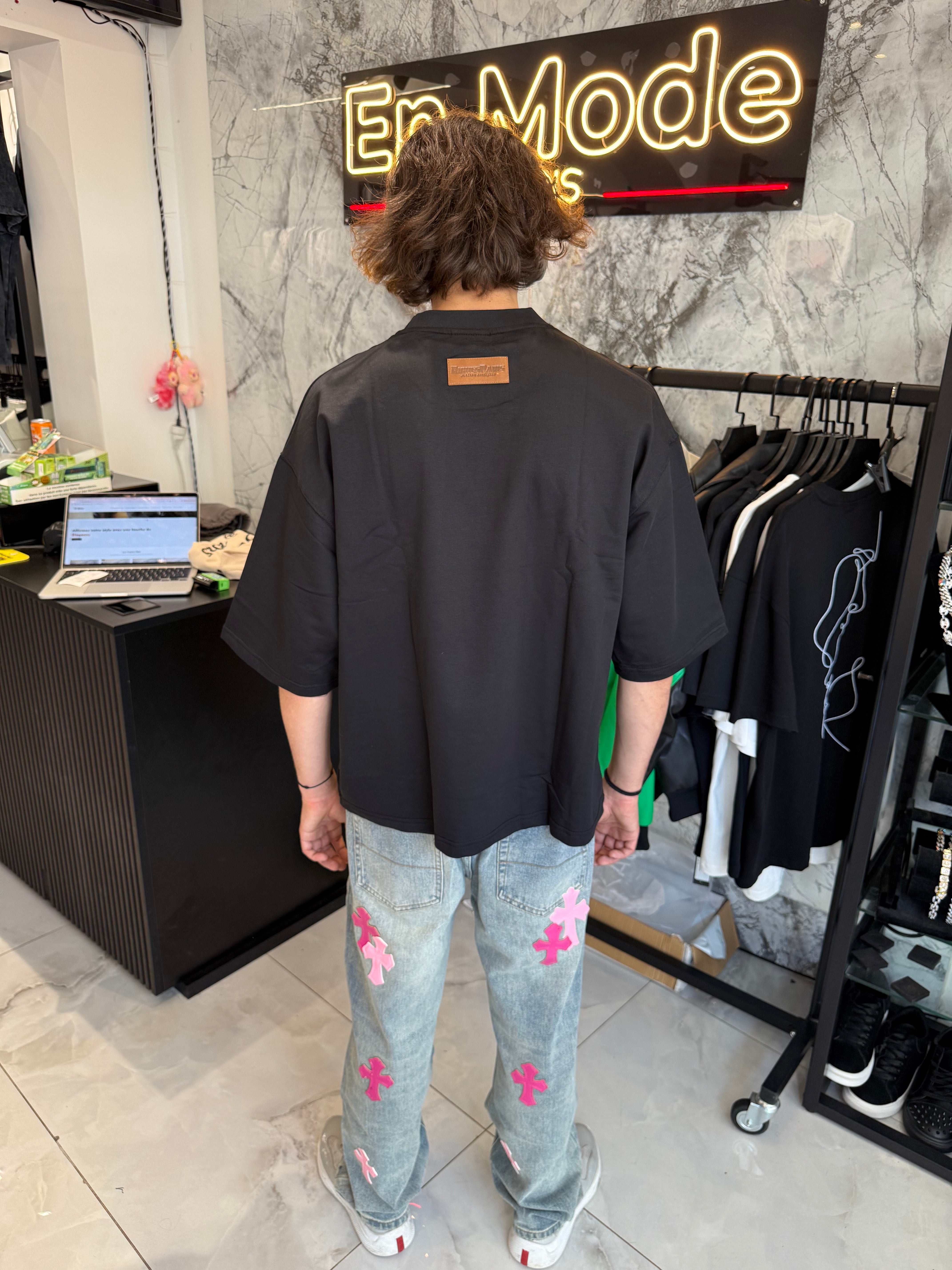 Outfit Jean Chrome + T shirt