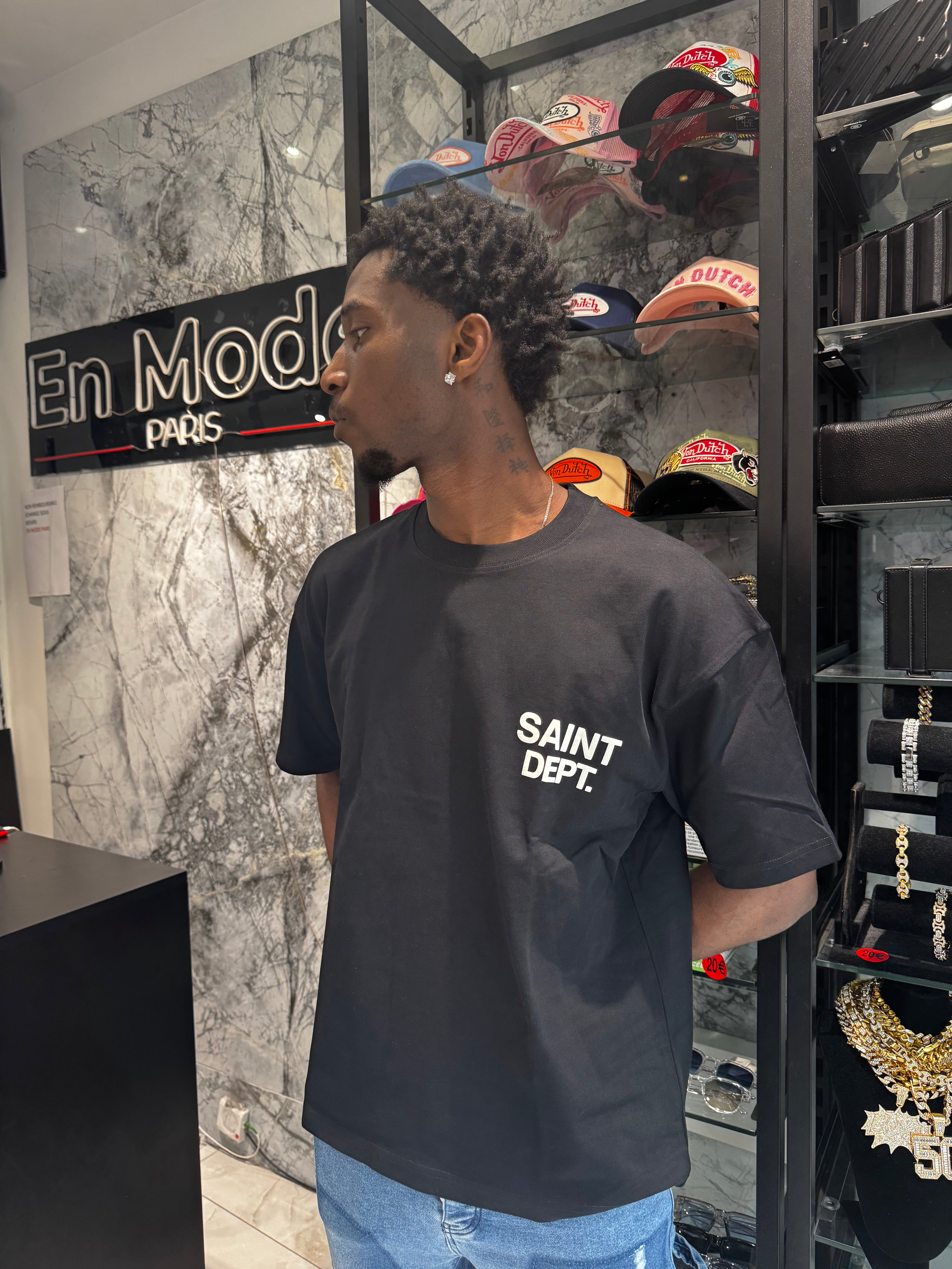 T-shirt Saint Dept