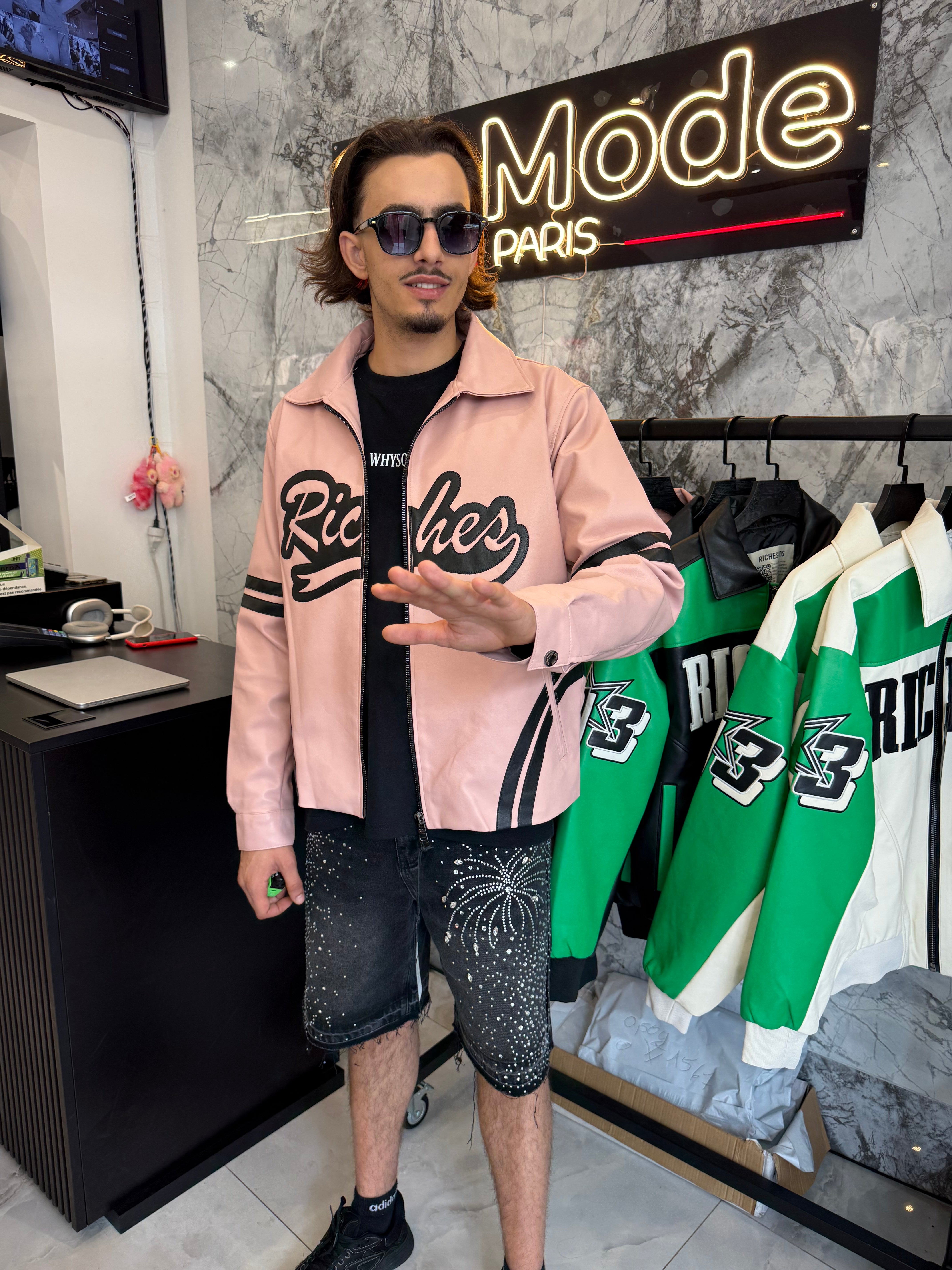 Outfit Bombers + Short Diams