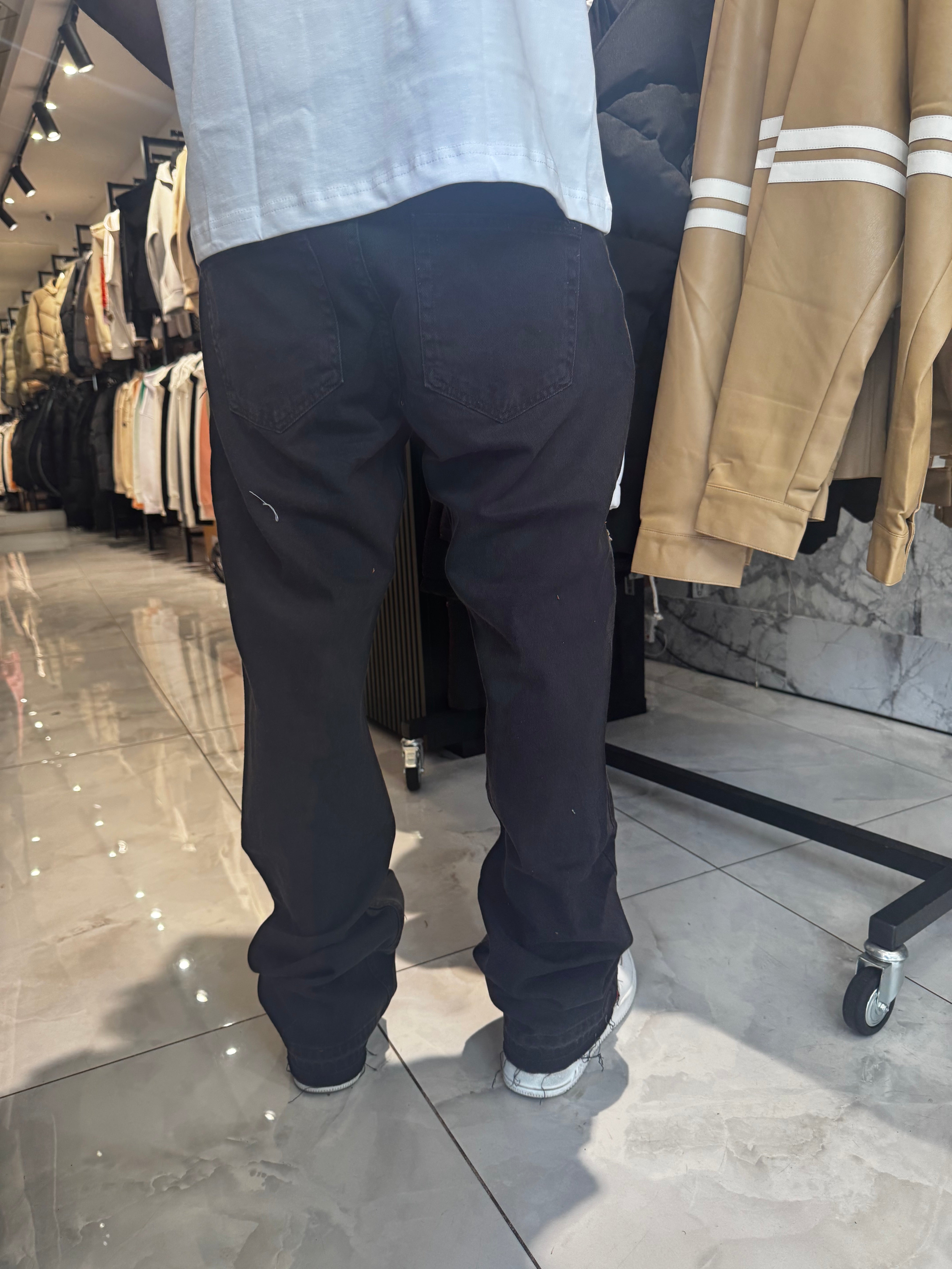 Jean Flare 2026
