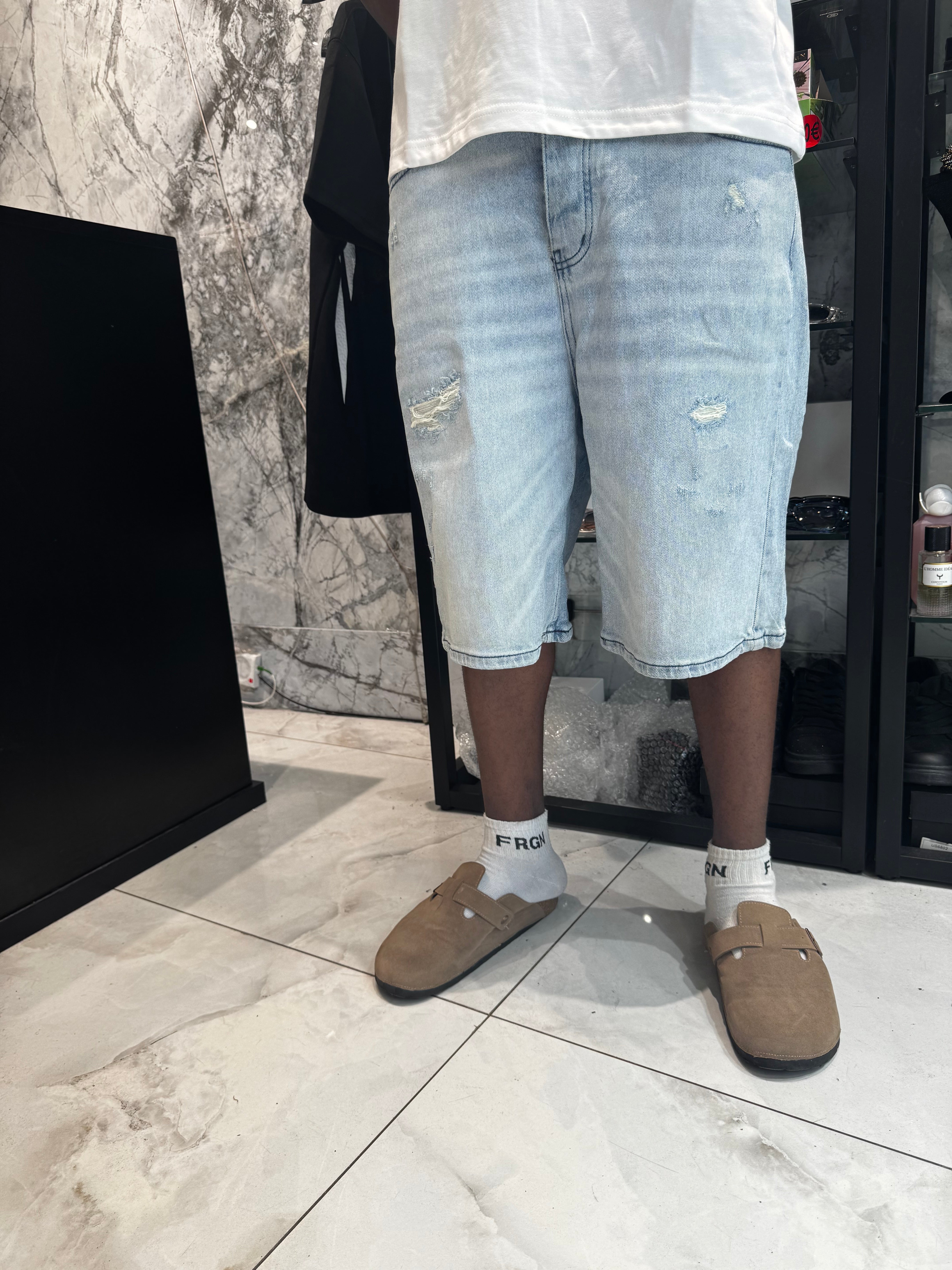 Short bleu ciel