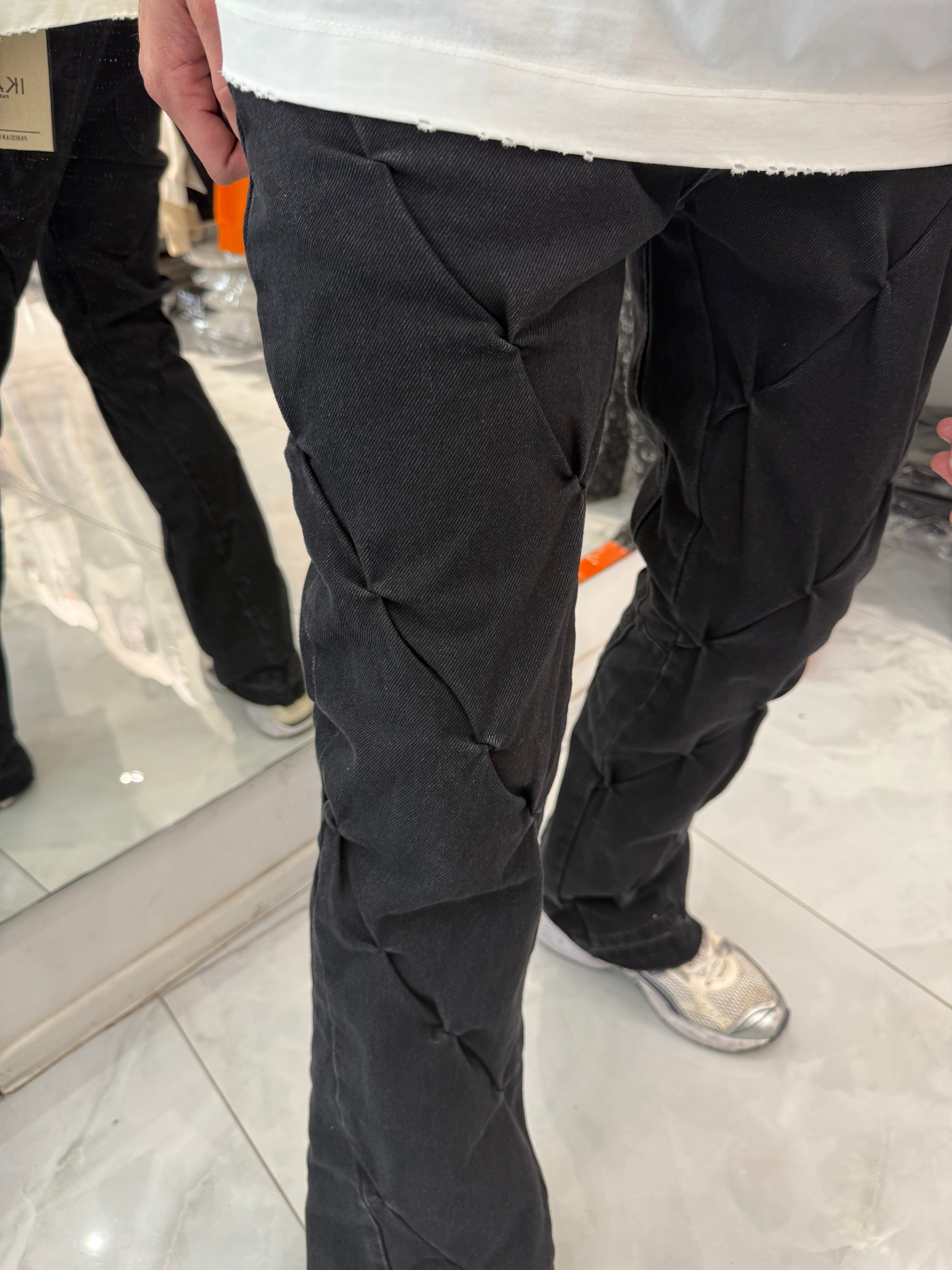 Jean plissé noir Flaire