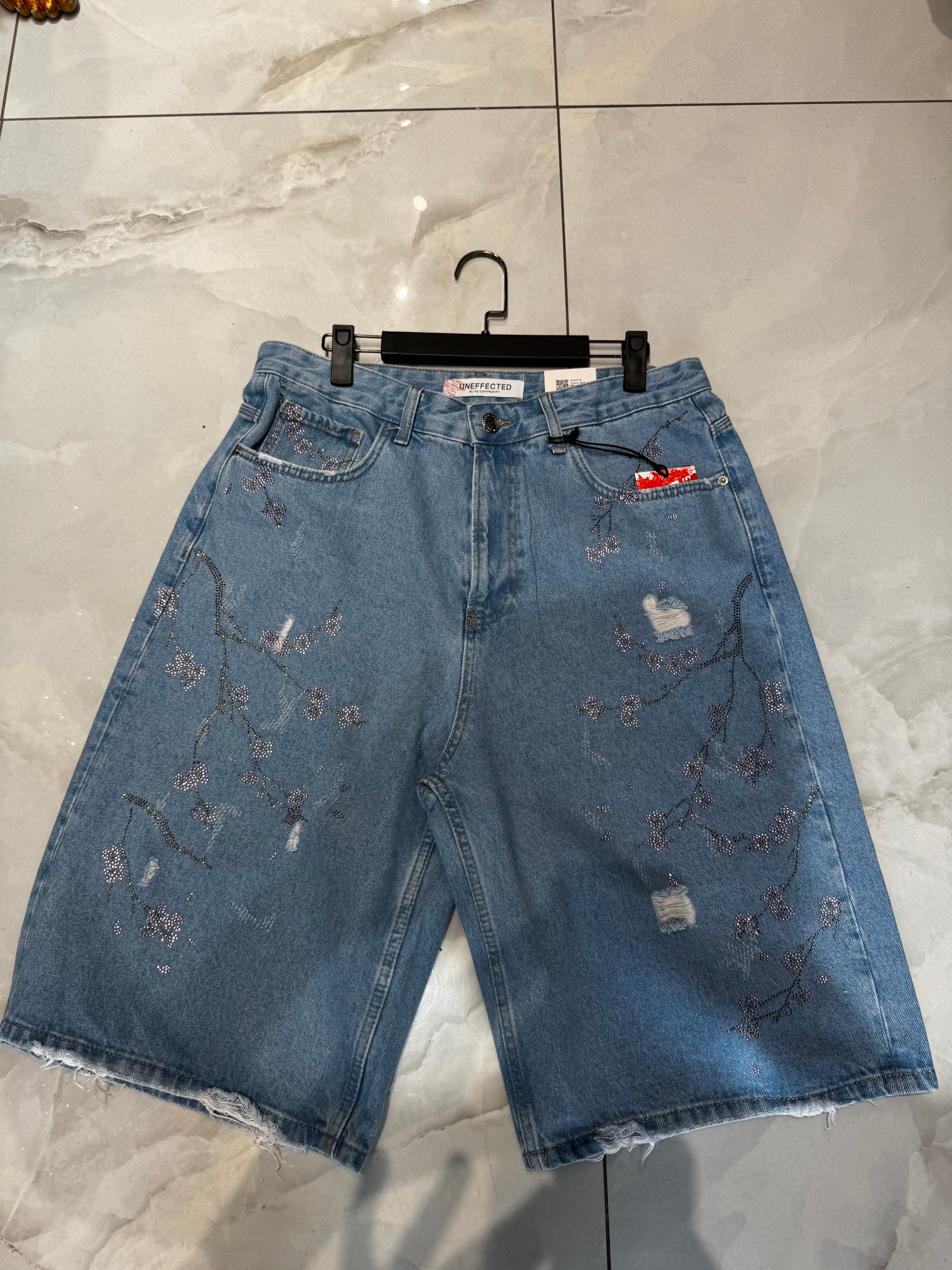 Short Fleuri Strass