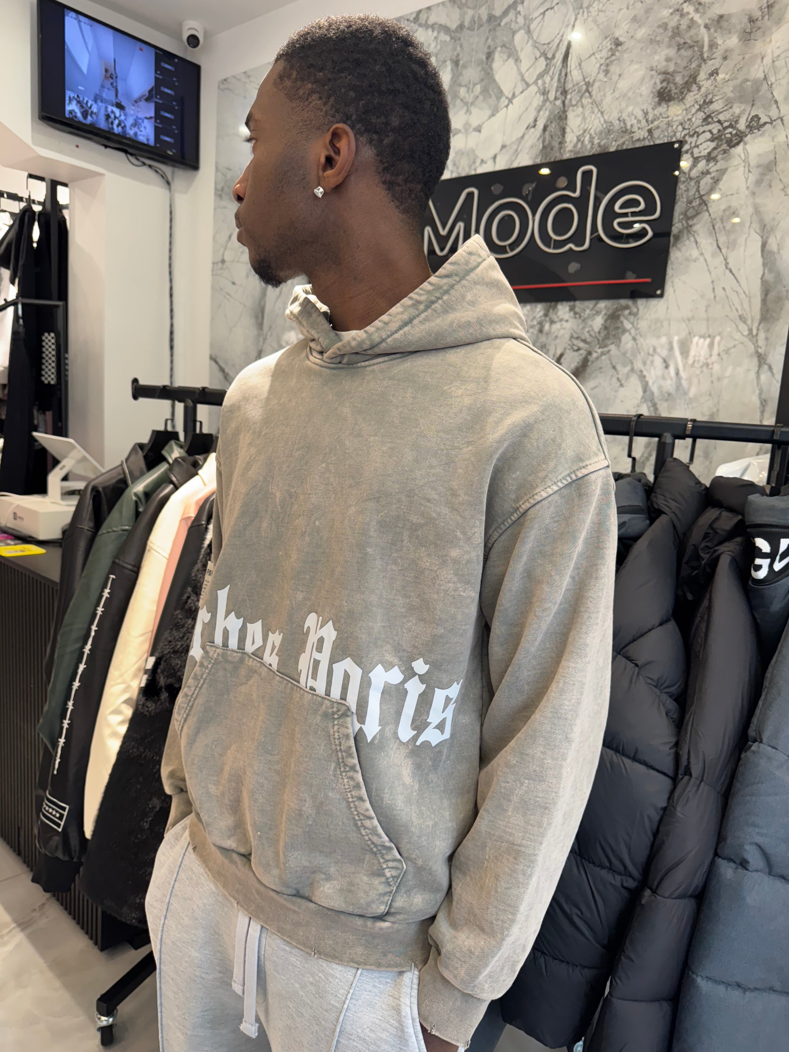 Sweat Riches Paris Motif