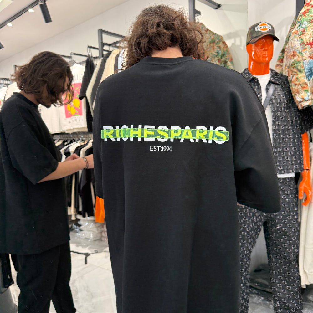 T shirt Riches Vert Letter