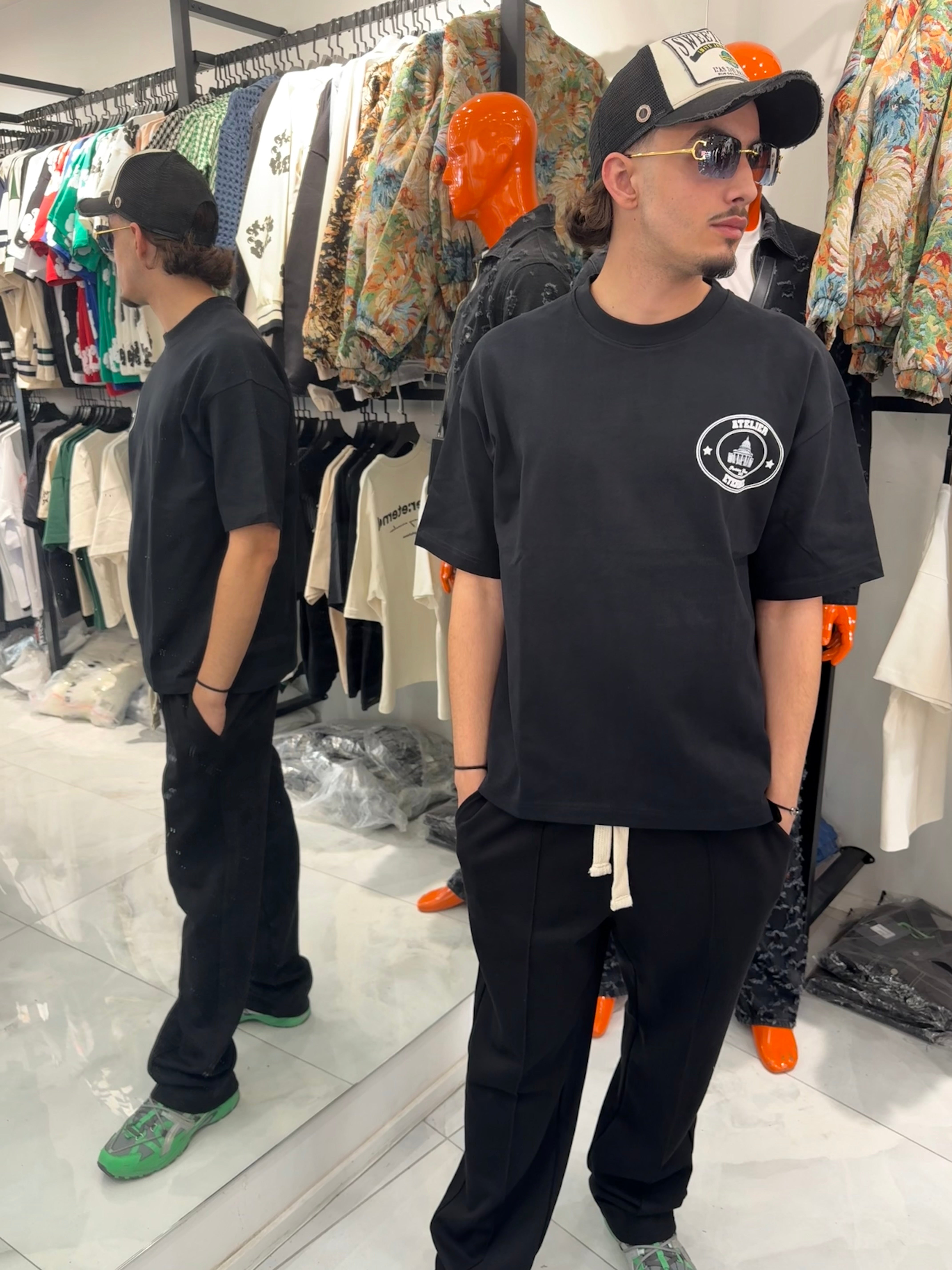 T shirt palace Black