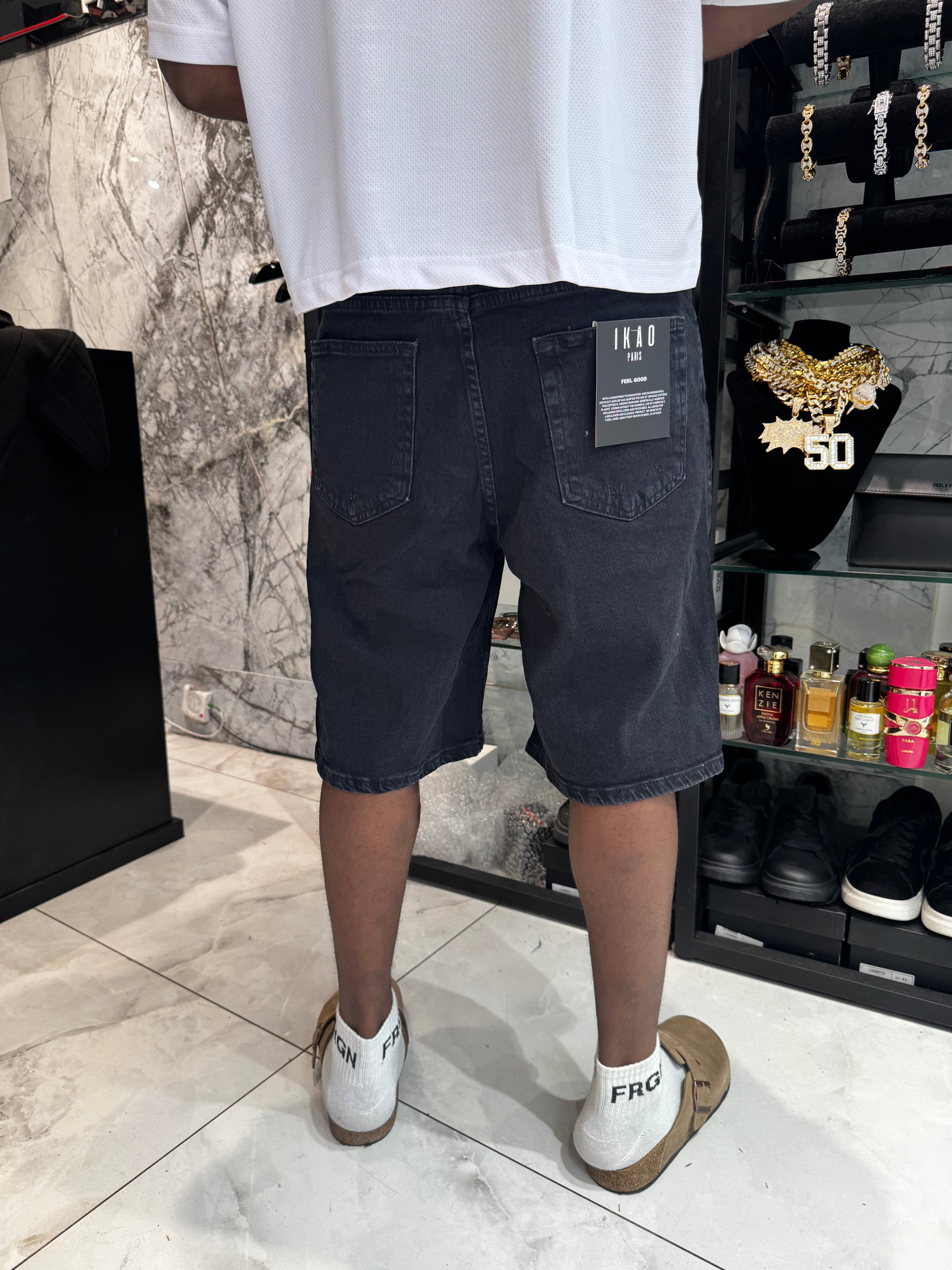 Short Noir