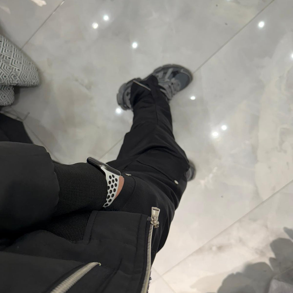 
                  
                    Cargo Sv Noir
                  
                