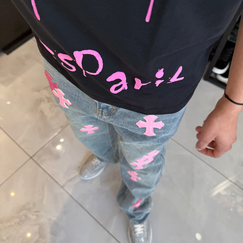 
                  
                    Outfit Jean Chrome + T shirt
                  
                