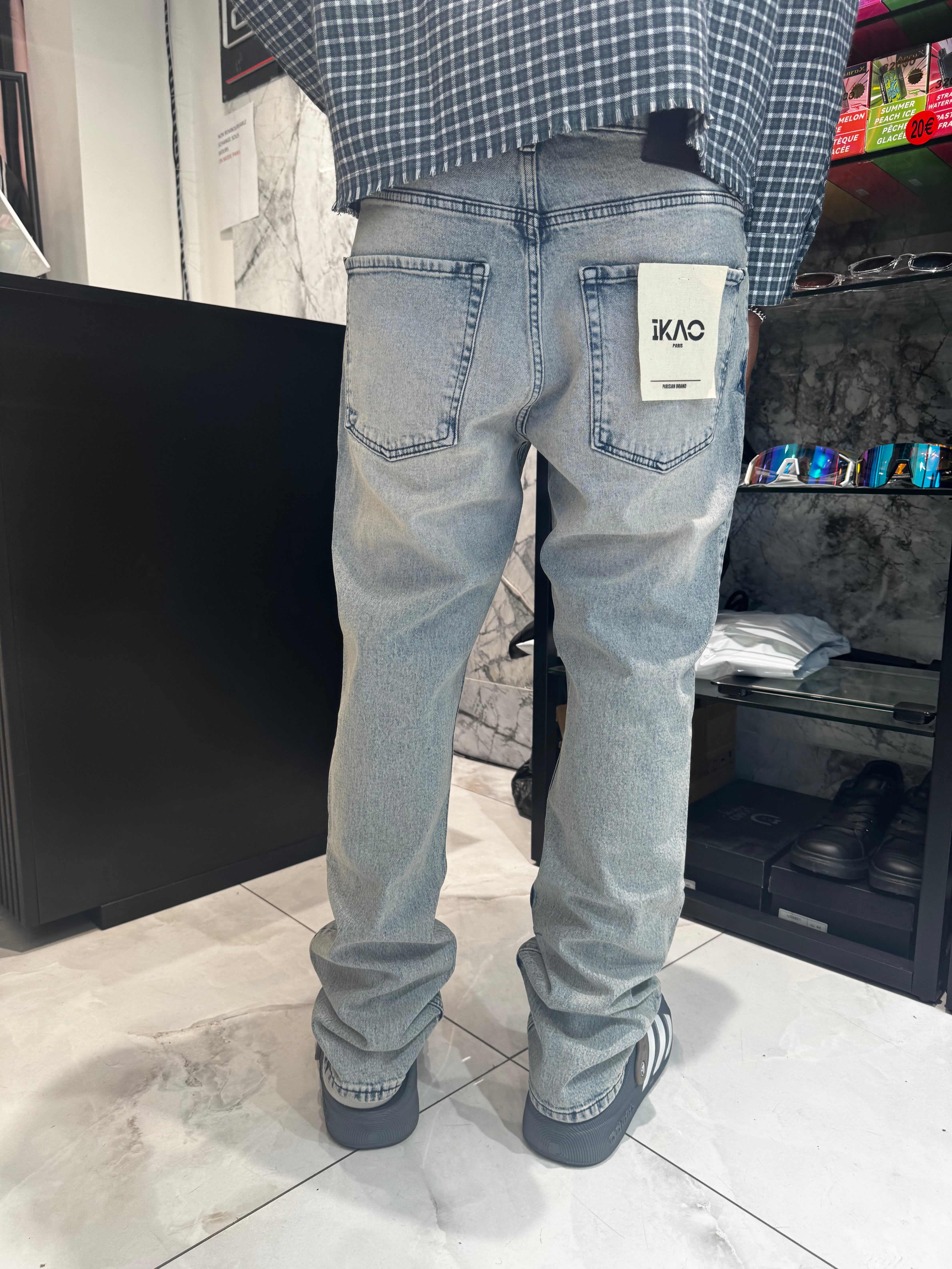 Jean 03