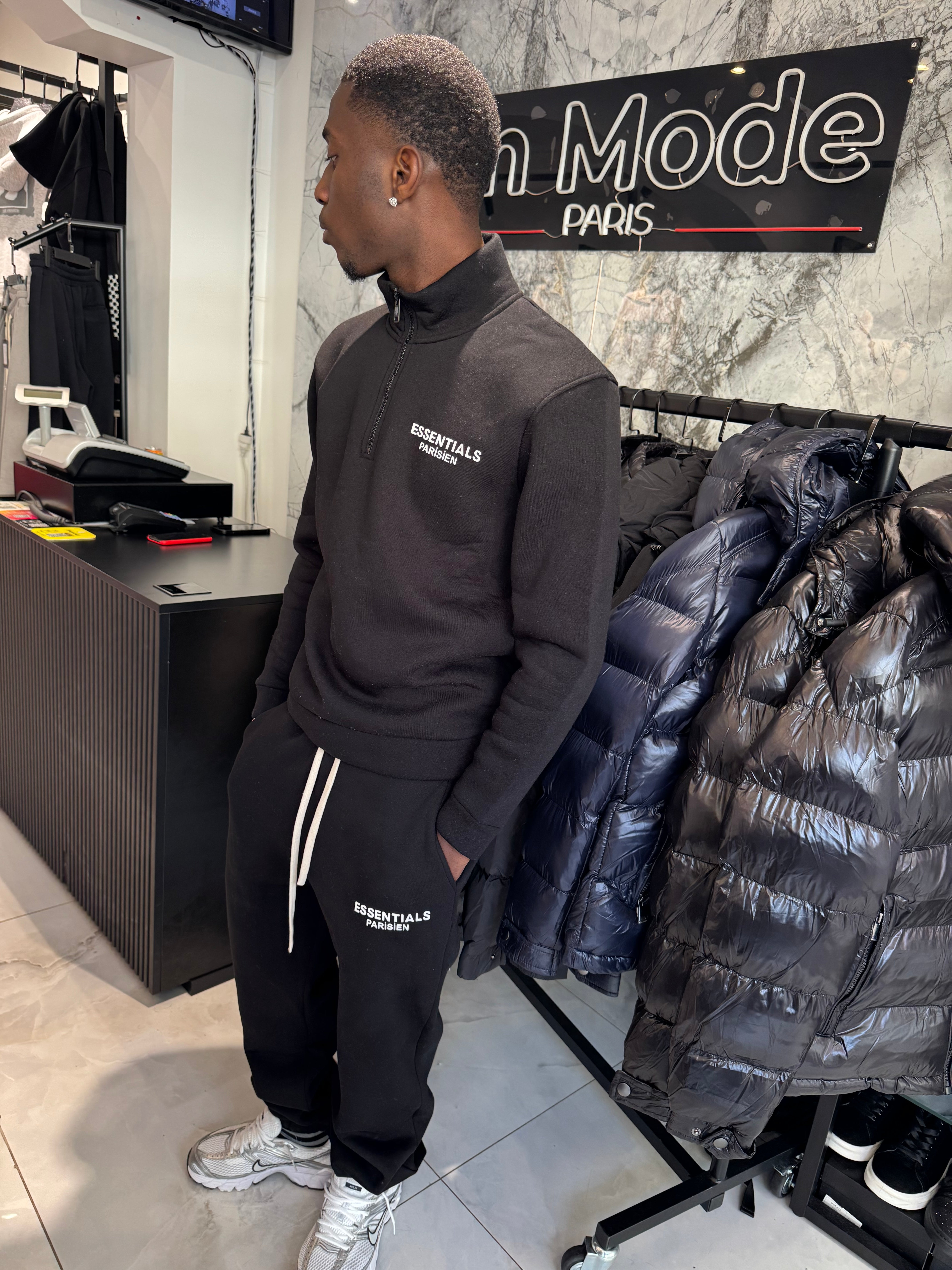 Ensemble Essentials Noir