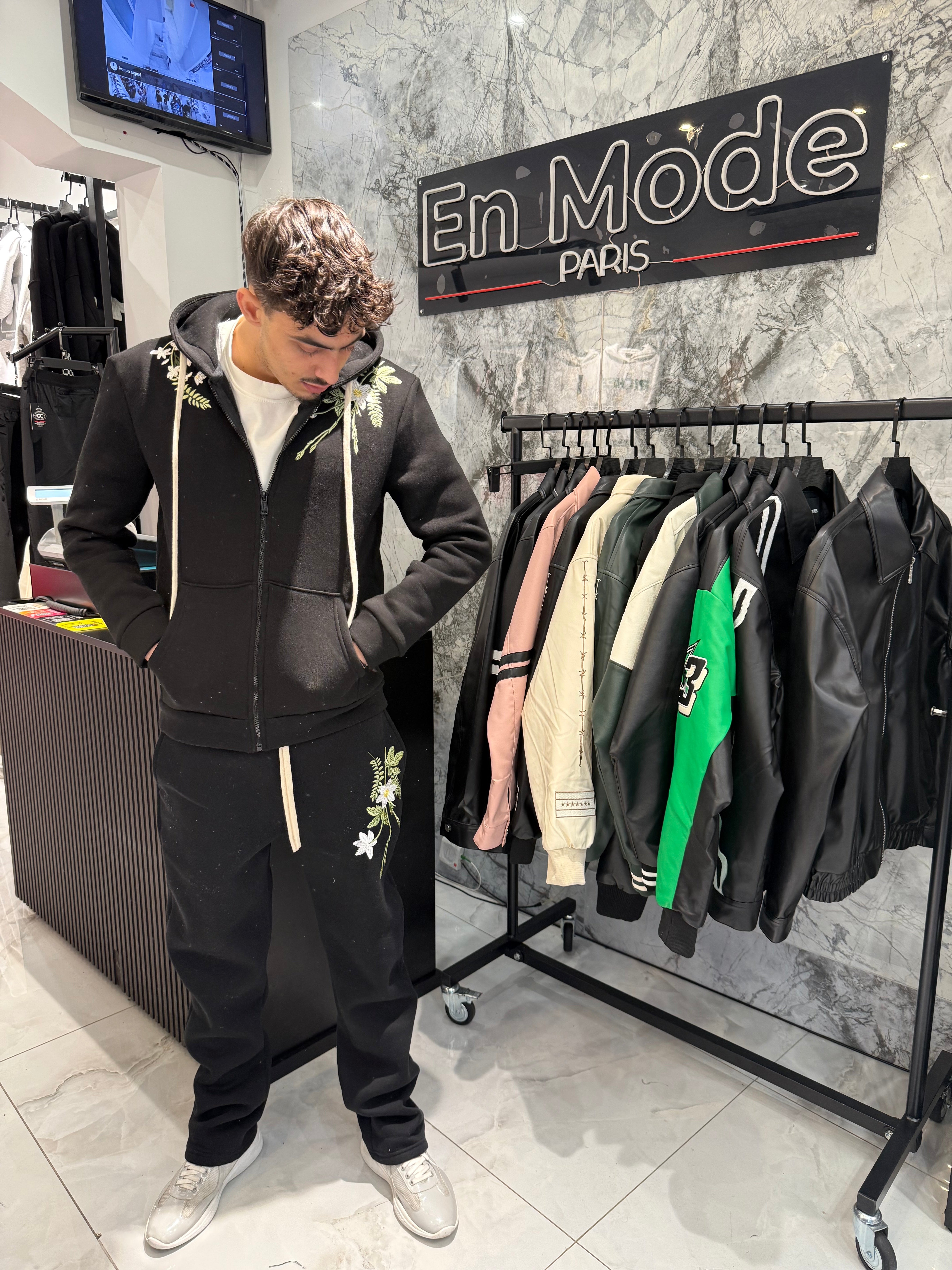 Ensemble floral Noir