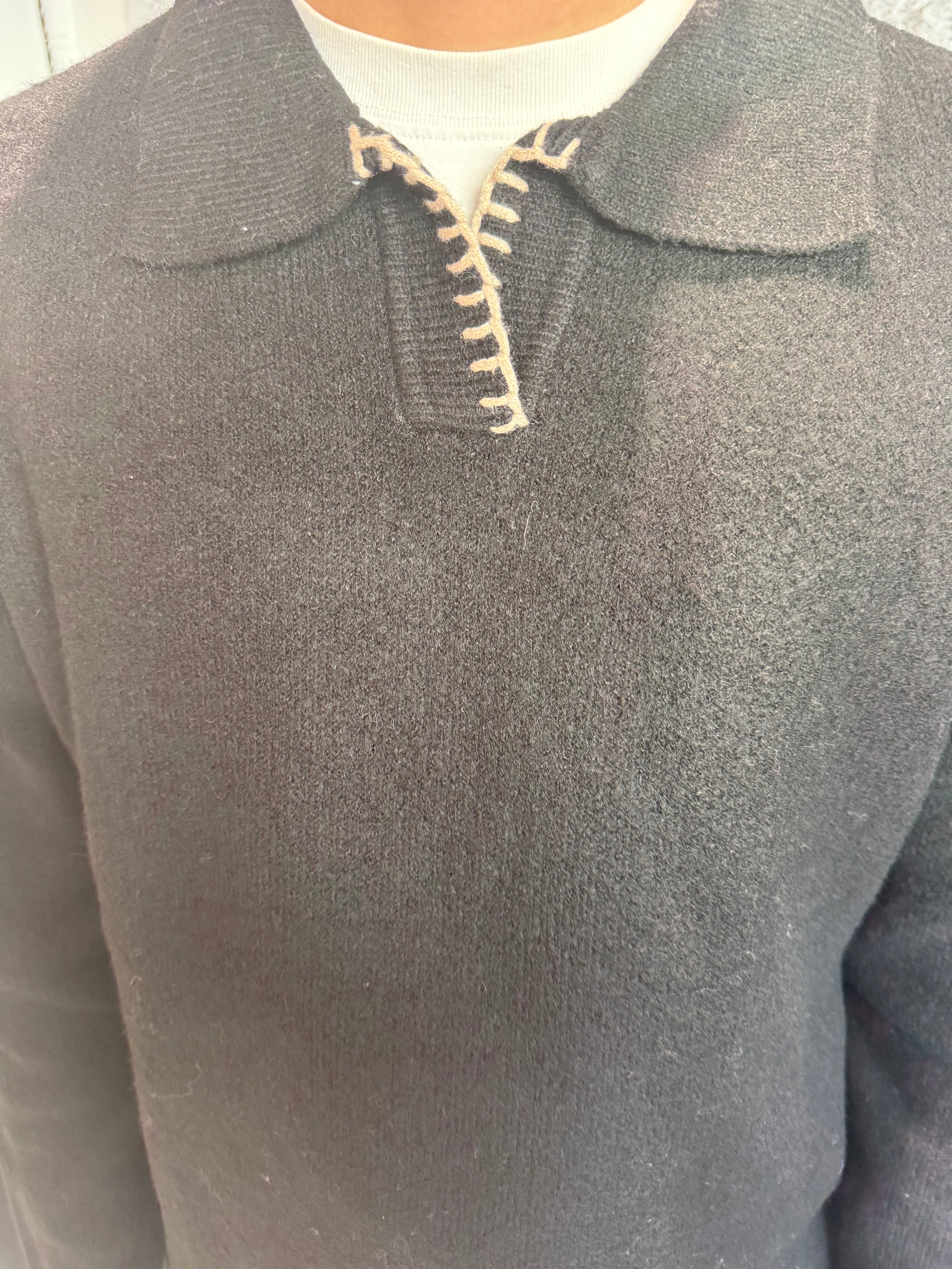 Pull Col Brodé Noir Sydney