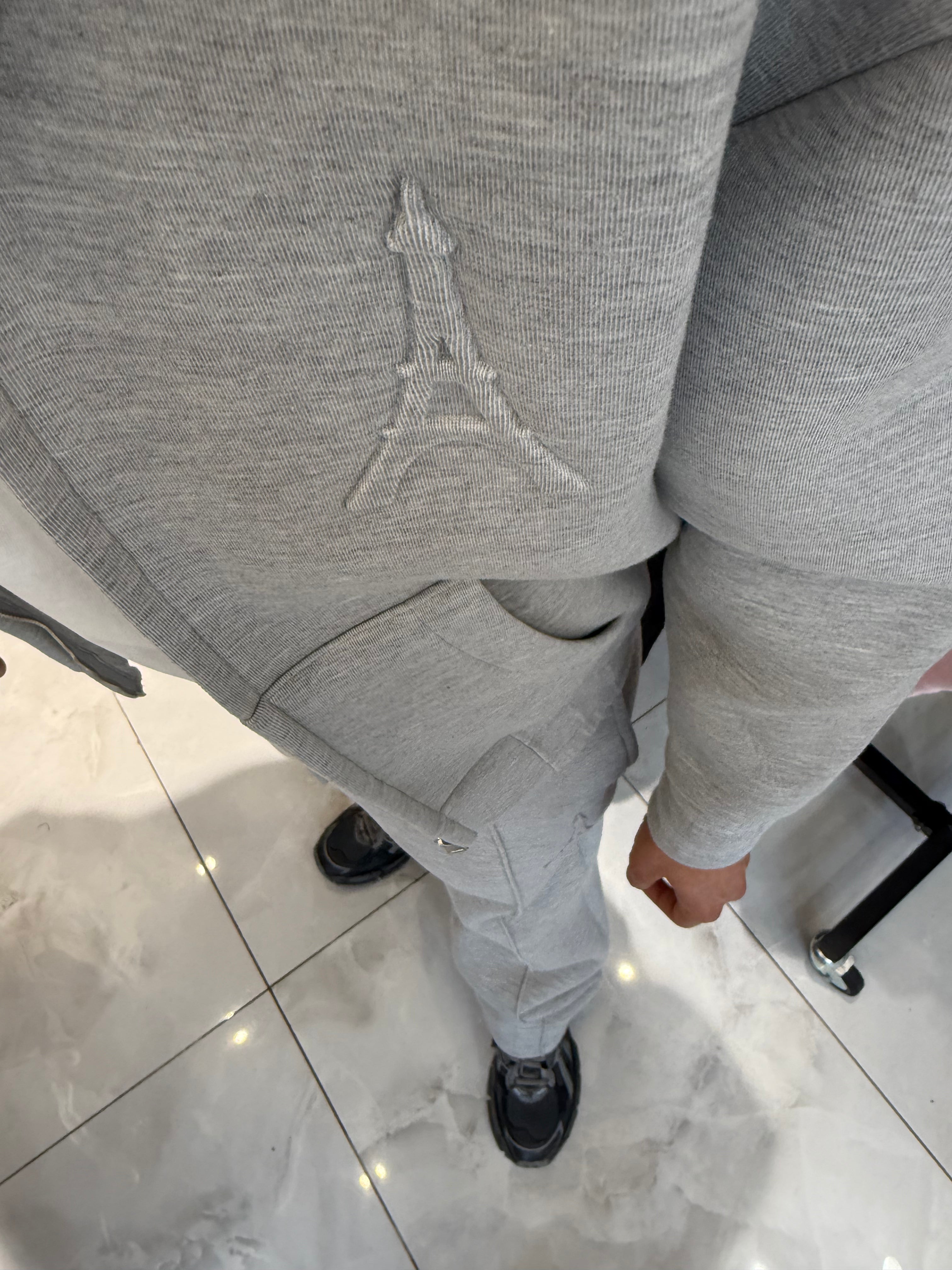 Ensemble Croped Eiffeil Tower Gris