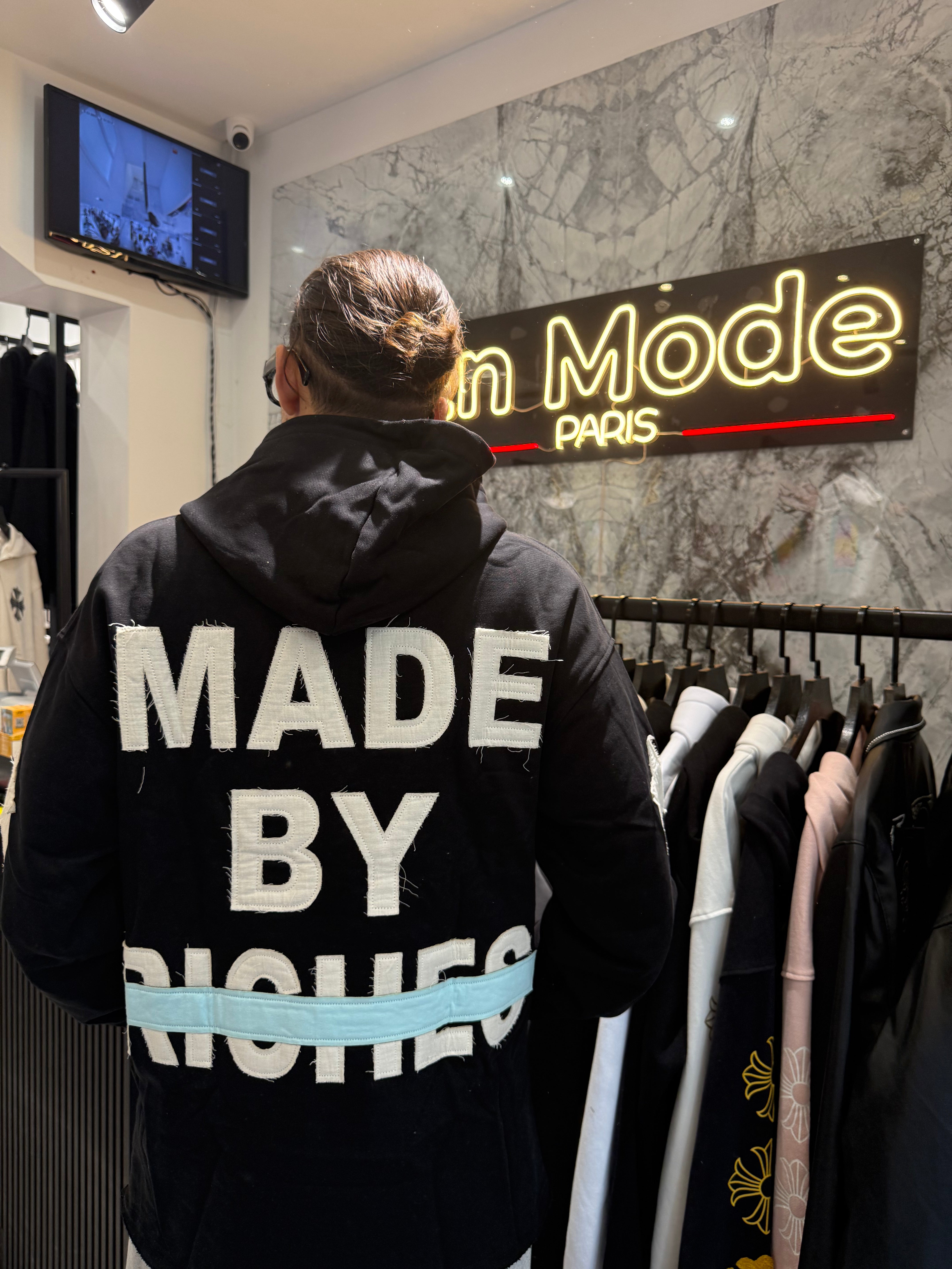 Sweat Made by Etoiles Noir