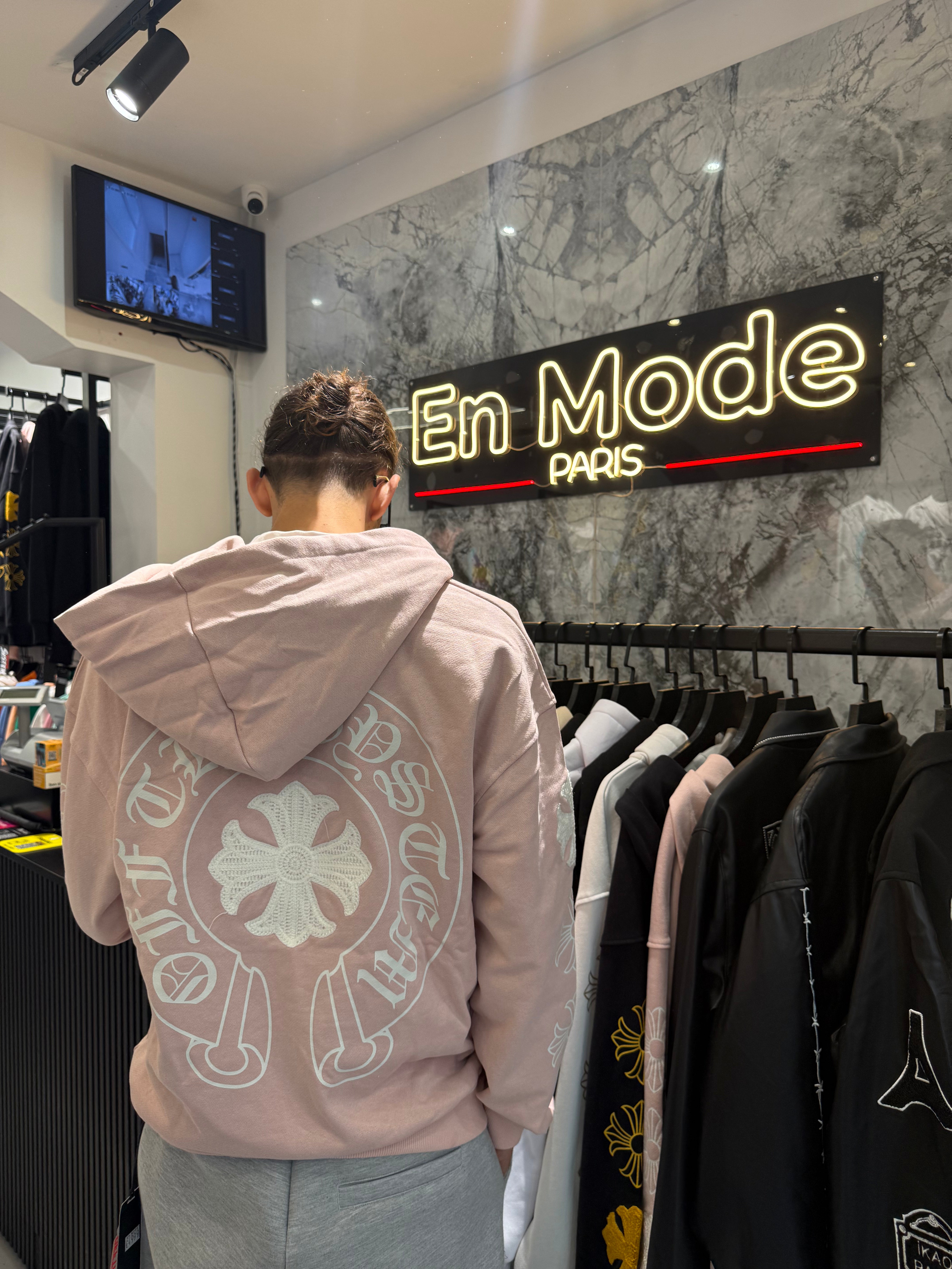 Sweat Chrome Just Rose